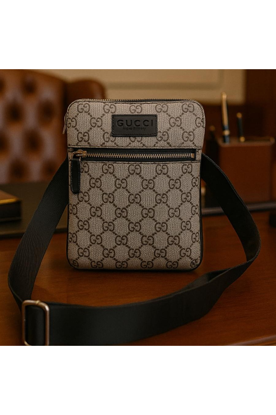 GUCCI Youth Pouch