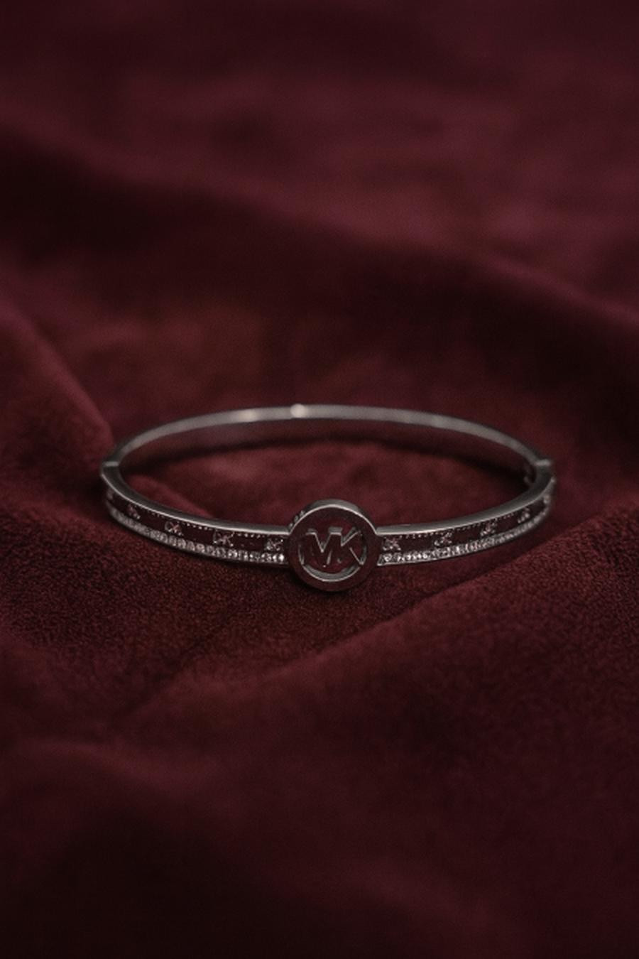 Guaranteed Italian color bracelet