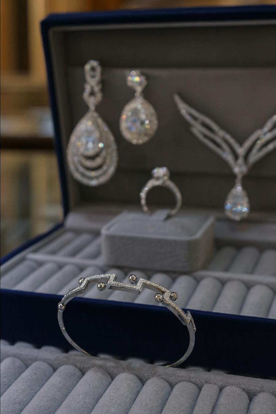 Guaranteed Italian color bracelet