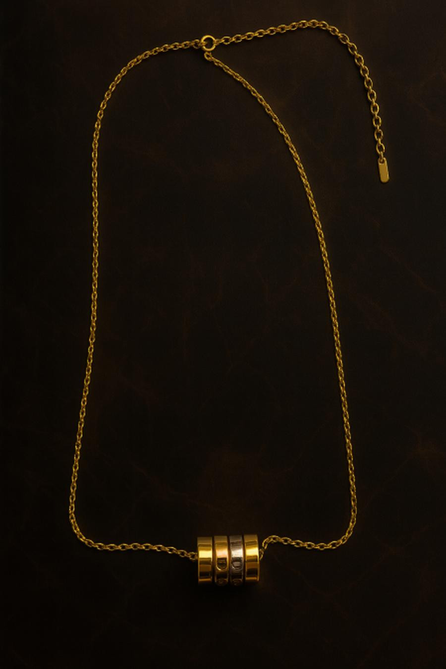 Cartier necklace, four rings, gold, copper, silver, color guaranteed