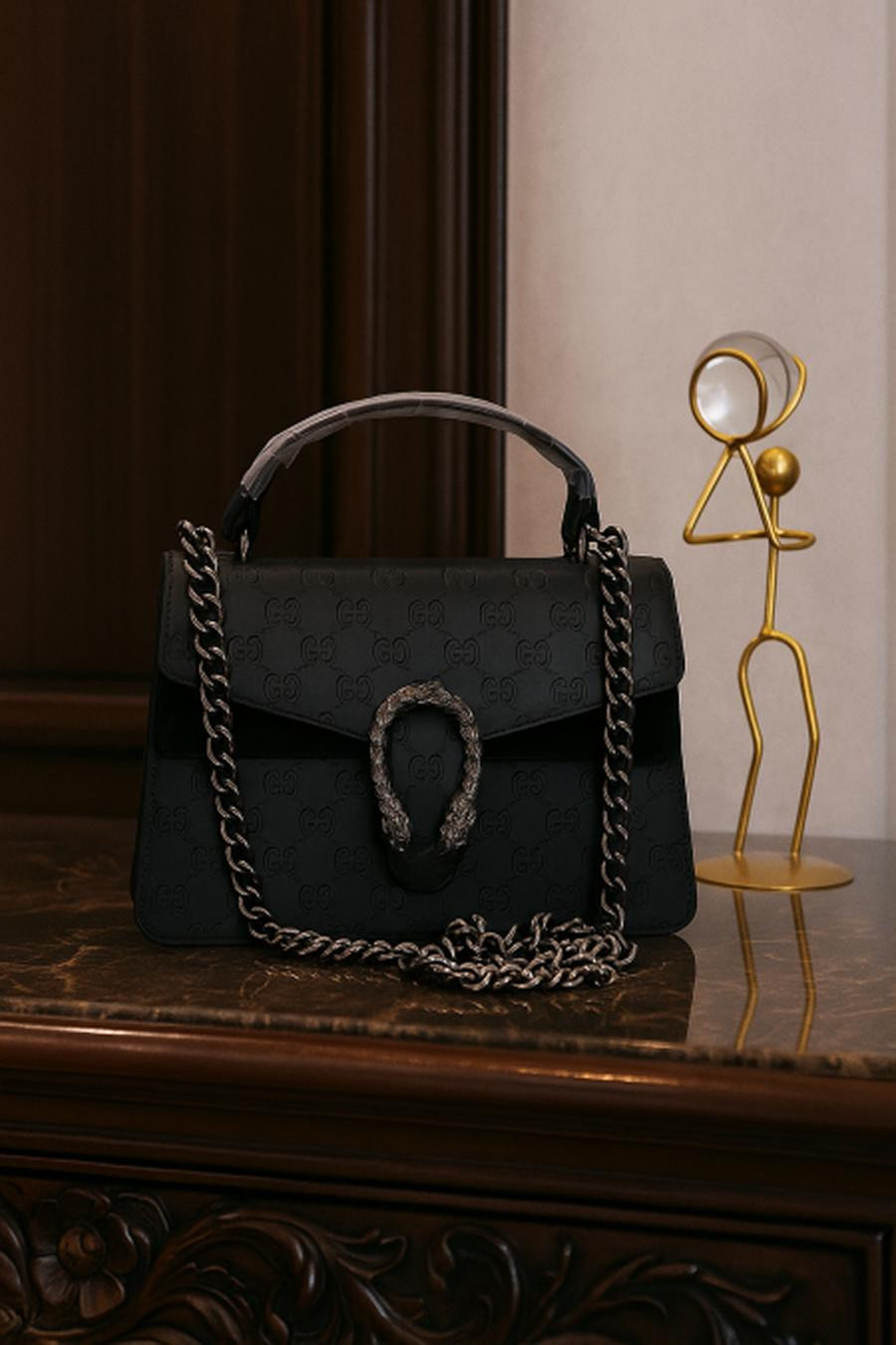 Gucci bag, base 20 cm