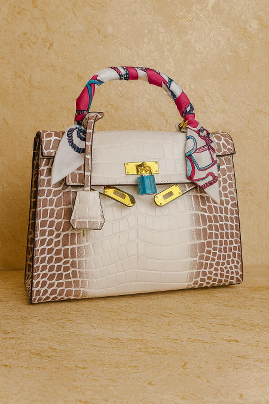 Himalaya White / Beige Tips