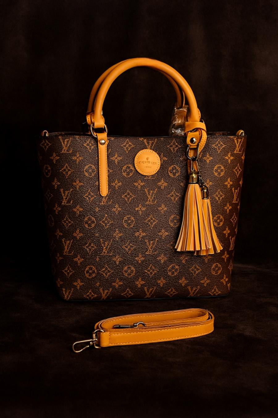 Brown / Dark Beige Logo